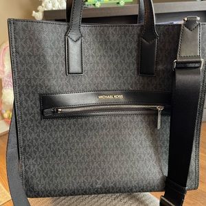 Michael Kors Tote